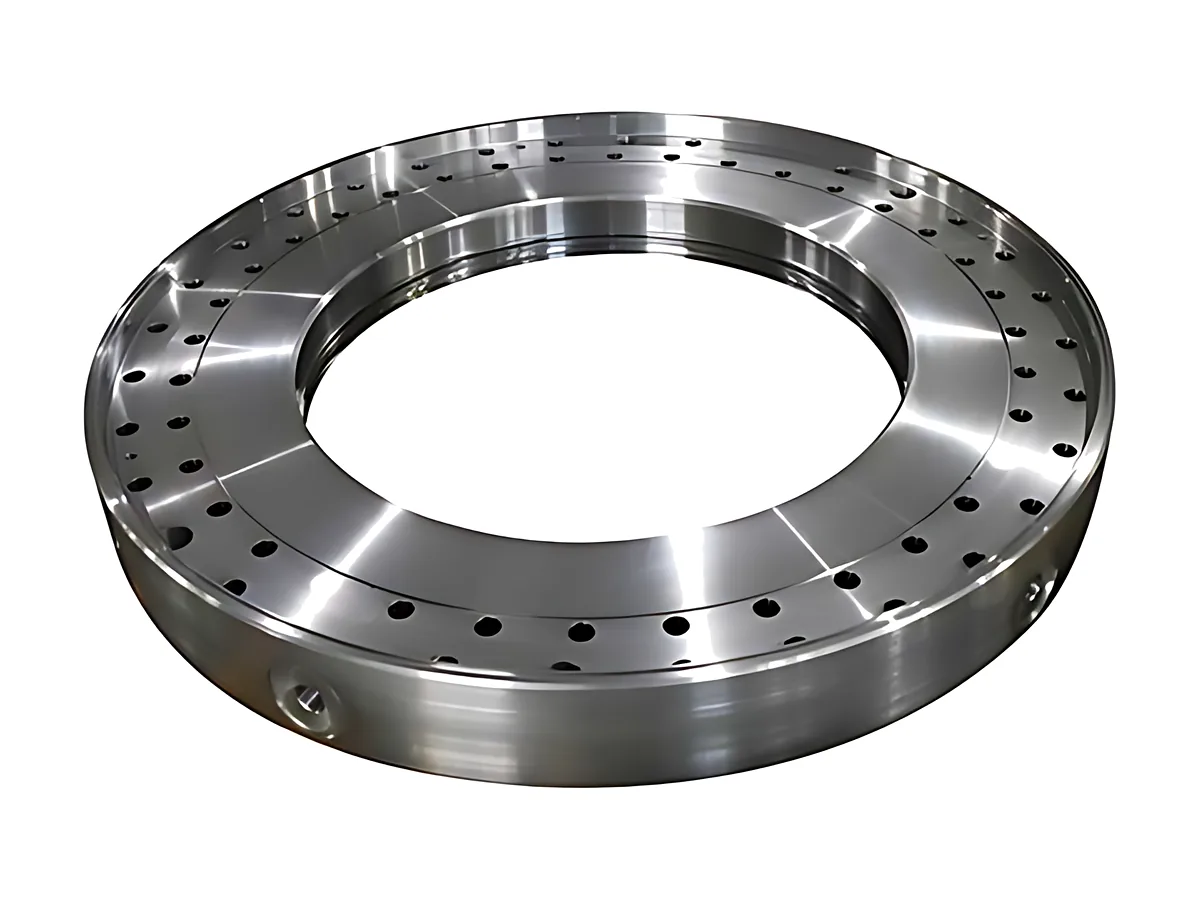 Connection flanges: Large flange with precision bolt circle