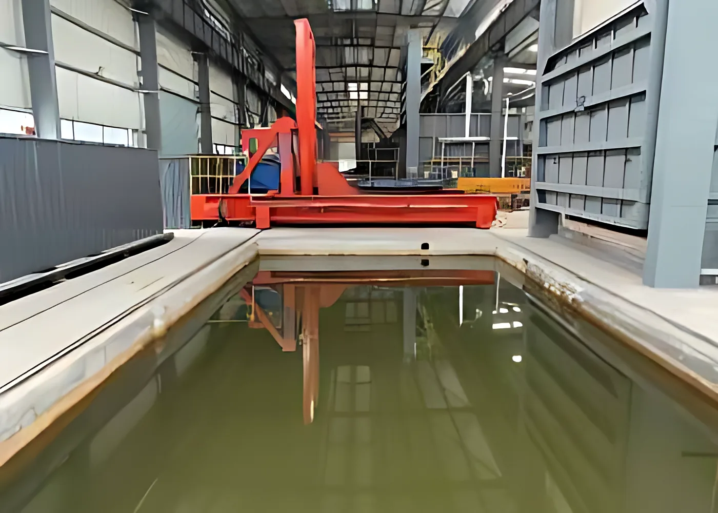 Forklift quenching line, Water / polymer quench