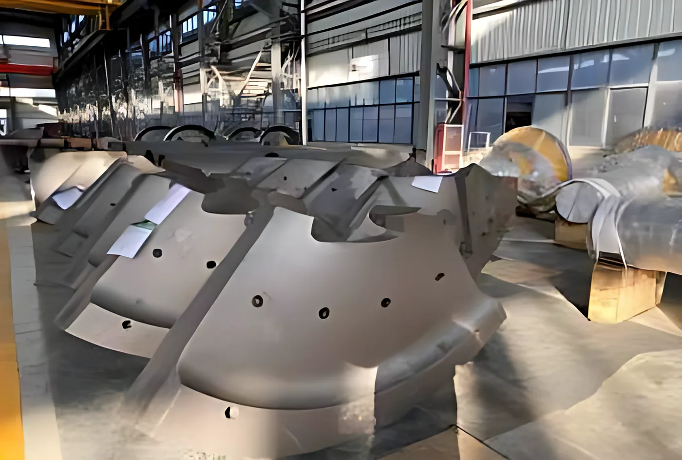 Vertical mill liners: Liner segments for vertical mills